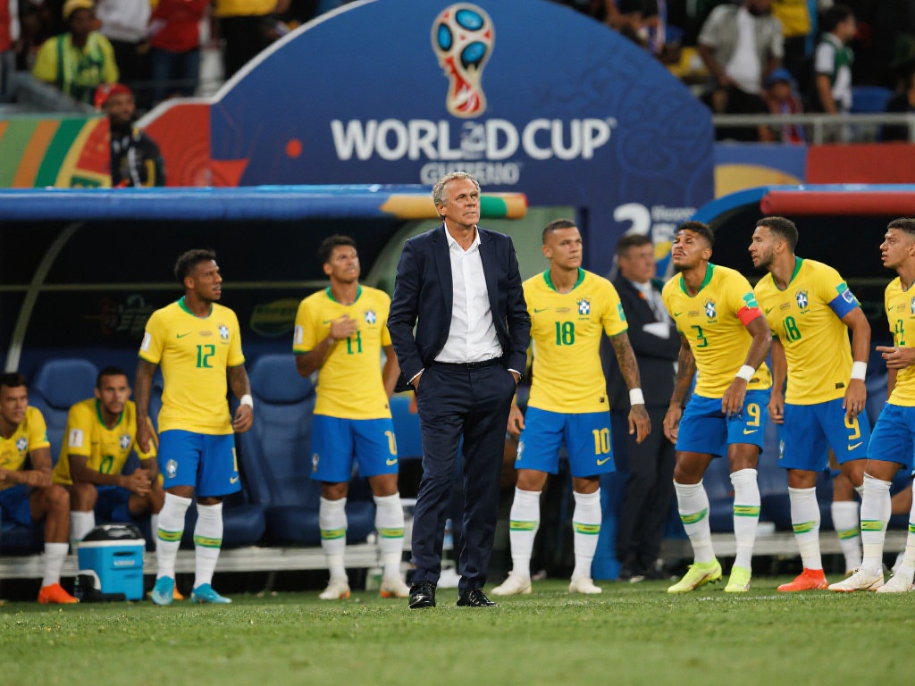 杯赛场上 杯赛场上