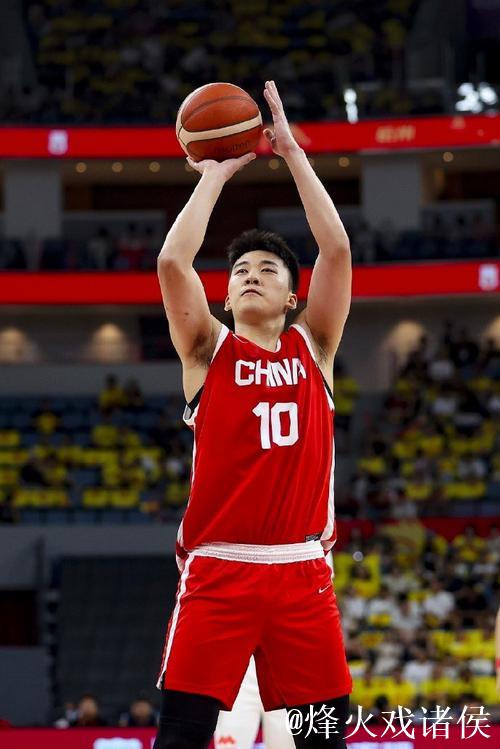 王俊杰16分表现抢眼 中国男篮战胜委内瑞拉