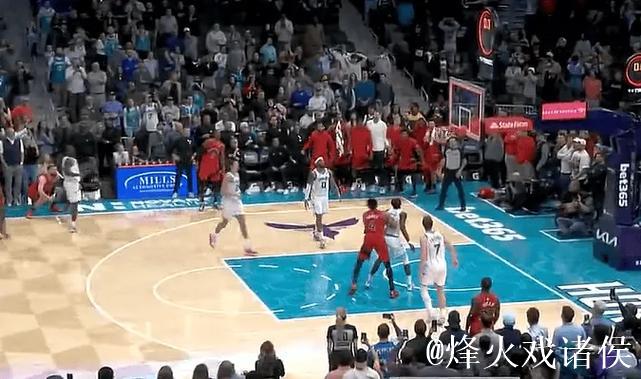 奎克利三分压哨绝杀 猛龙客场险胜黄蜂迎来三连胜 奎克利三分压哨绝杀 猛龙客场险胜黄蜂迎来三连胜